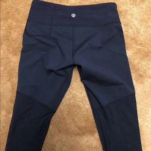 Mesh lululemon leggings size 4